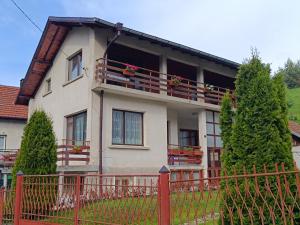 Detached Guest House Рилски кът Маджаре