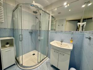 Sea View Apartment- best view in Sopot