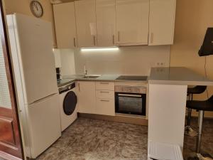 Apartment in Downtown 2 bedrooms AC 30 nigths min