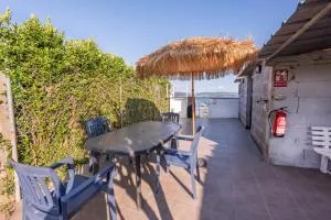 Vivienda con jardin y acceso a pequeña playa - Ardía