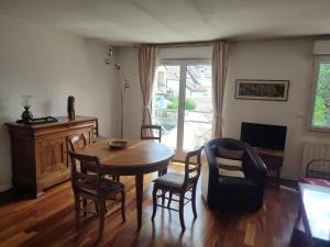 Appartements Appartement Orsay Grand Paris : photos des chambres