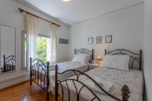 Spacious Home with Yard, Mytilene Lesvos