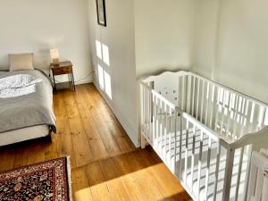 Oswald Hempel 5 Zimmermaisonette und 3 Zimmer Loftwohnung