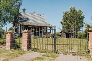 Rajski Domek nad Jeziorem Radacz