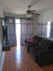 Apartamento ótima localização 50mts Guilhermina