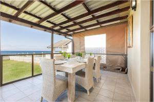 Sea Breeze Beach House