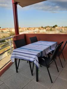 Appartements Logement entier, calme, hyper equipe : photos des chambres