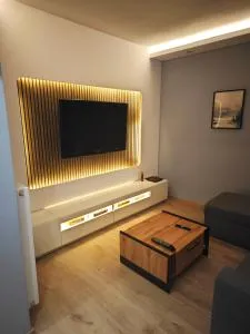 The Skeptic Home - Oraiokastro