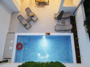 Apartment 88 - Private Heated Pool