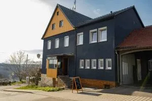 克尔特餐厅酒店 - Krummenacker