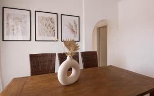 Phaedrus Living Nerina Urban Residence