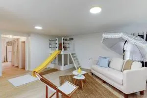 The Playmakers Funhouse-HOF Village - Minerva