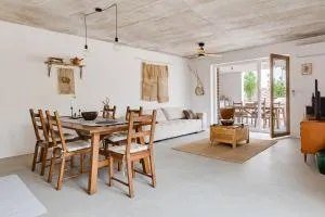 Breaking the waves Art House - Jezera