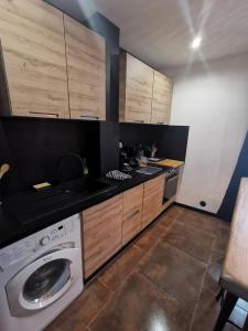 Appartements T2 pour 4, proche Versailles, Paris et La Defense : photos des chambres