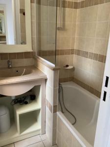Appartements Duplex (5pers) dans village vacances en Ardeche : photos des chambres