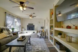 Chic Silver City Getaway with Patio and Gas Grill - Silver City