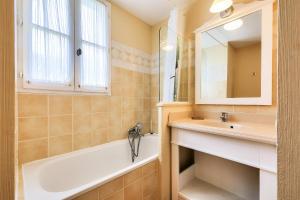 Les Maisons aux Restanques du Golfe de St Tropez - maeva Home - Maison Duplex 4 Pièces avec terrasse vue végétation 8 personnes - Prestige MAE-2842