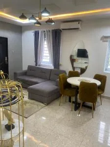Chizzy Apartment - Rumuwaji