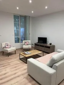 Appartement et parking Saintes - Bussac