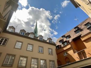 Appartements Studio design Nuee bleue tout equipe centre ville : Appartement