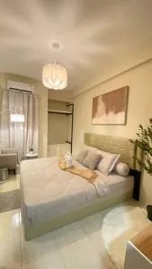Apartemen Bale Hinggil Studio - Ngindendjangkungan