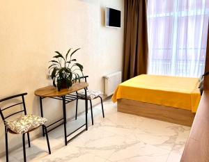 OSapart hotel in a complex Semycvit 4