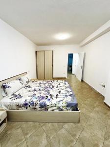 Sun and Beach Durazzo