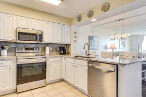 Oceanfront Beach Condo with Stunning Views!