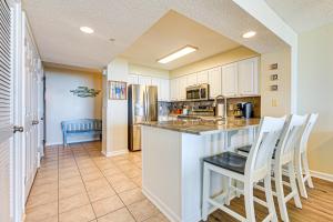 Oceanfront Beach Condo with Stunning Views!