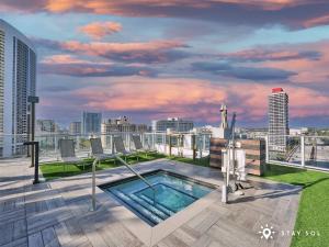 Insane Ocean View Balcony - Beachfront Resort - Pools