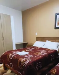 Hospedaje Mónaco - Jauja Airport - El Tambor