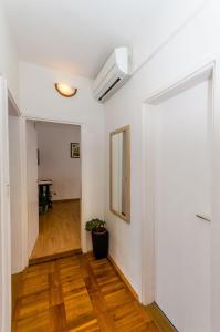 Apartments Jakov