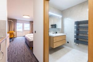 Praga Apartments & Restaurant Zell am See-Kaprun