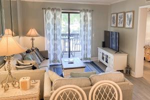 HH Beach & Tennis 7C