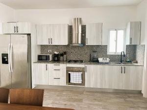 Arena Village | 2H Retiro con Vista a Piscina