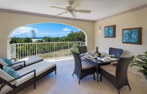 Luxury 5 stars Royal Apartments -1 Bed Communal Pool