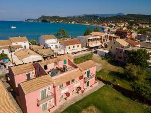 Alexandras Apartments