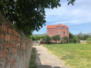 Family friendly apartments with a swimming pool Kupari, Dubrovnik - 22645 - Čibača