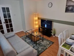 Century House Luxury Apartments - 奥平顿