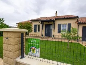 Maison Familiale au Calme avec Ping-Pong, Baby-Foot et Proximité Sites Préhistoriques - FR-1-616-339 - 勒比松德卡多恩