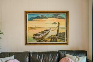 Seagulls Serenade Cozy 1BR Hideaway near Beach 206