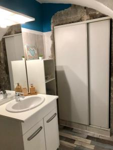 Appartements Pretty Ardche Apartment Completely Renovated : photos des chambres