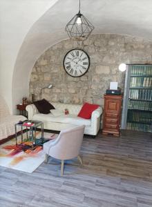 Pretty Ardche Apartment Completely Renovated