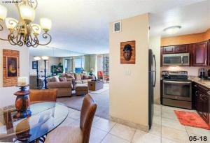 Royal Kahana 612- Ocean & Island views from this 1 bedroom condo