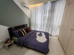 93A Robertson KLCC Alor Street Bukit Bintang Pavilion 7 pax 2R1B