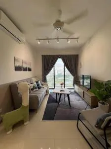 The City Edge United Point - Kampong Bangkong