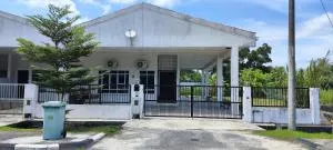 Farwis Homestay - Mukah