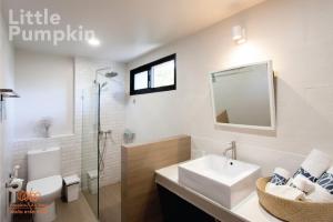 Pumpkin Art Town พัมคิน อาร์ต ทาวน์