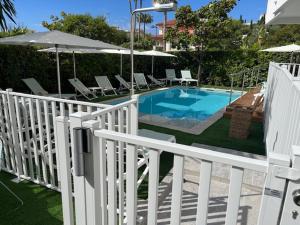 Appart'hotels Residence Carlton - Renovee avec Piscine : photos des chambres