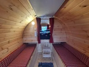 Clamping Schlaffässer im Ferienpark Wolfsschlucht Prüm Eifel - 弗莱灵恩